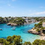 Final de verano en un impresionante hotel 4* solo para adultos en primera línea de playa desde 91€ p.p./noche