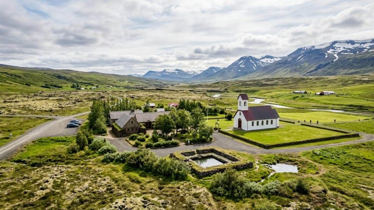 Islandia: vuelos directos + 3 noches en un hotel ideal para ver las auroras boreales desde 255€ p.p.