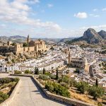 Parador de diseño contemporáneo y vistas panorámicas desde 54€ p.p./noche