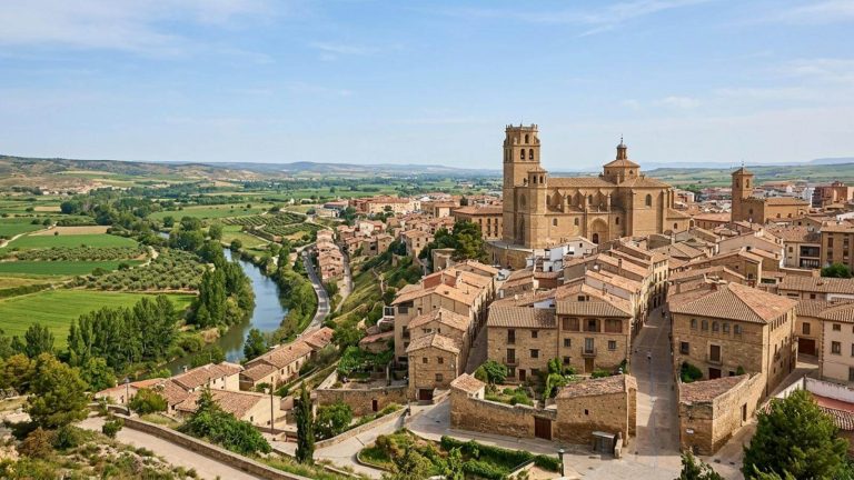 Encantador Parador con las mejores vistas del Ebro desde 42€ p.p./noche