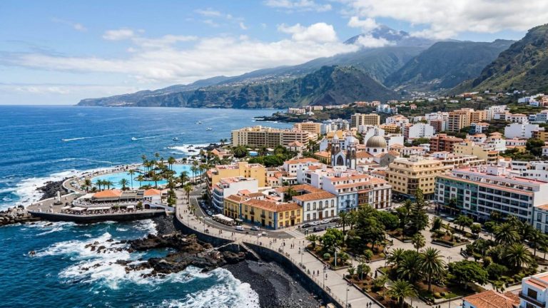 Escapada de última hora a Puerto de la Cruz: hotel con vistas al Teide desde 18€ p.p./noche