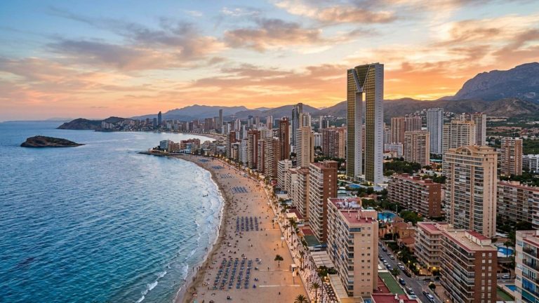 Acogedor hotel en Benidorm con todas las comidas incluidas desde 72€ p.p./noche
