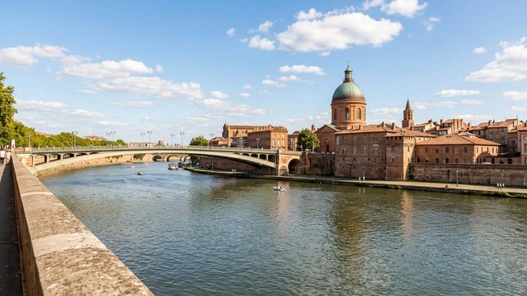 Toulouse: vuelos + 4 noches en un aparthotel desde 166€ p.p.
