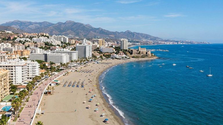 Octubre en Torremolinos: hotel 4* con todas las comidas incluidas desde 54€ p.p./noche