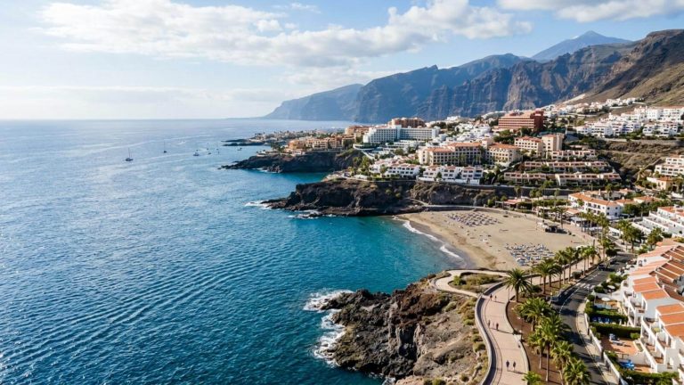 Escapada de lujo en el Hard Rock Hotel Tenerife 5* desde 120€ p.p./noche