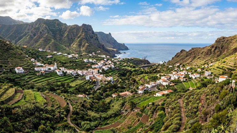 Finde en un impresionante aparthotel solo para adultos en La Gomera desde 32€ p.p./noche