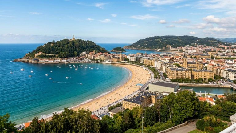 Hotel Axel 4* solo para adultos en Donostia-San Sebastián desde 37€ p.p./noche