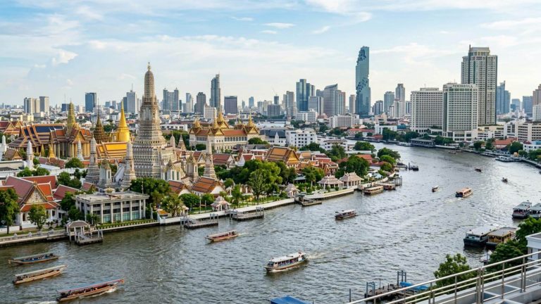 Bangkok, Tailandia: vuelos directos + 8 noches en un hotel 5* desde 587€ p.p.