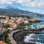 Tenerife: vuelos + 6 noches en un hotel con media pensión desde 292€ p.p.