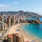 Benidorm: hotel 4* solo para adultos con solarium, gimnasio, animación, pista de padel, spa y centro wellnes desde 82€ p.p./noche