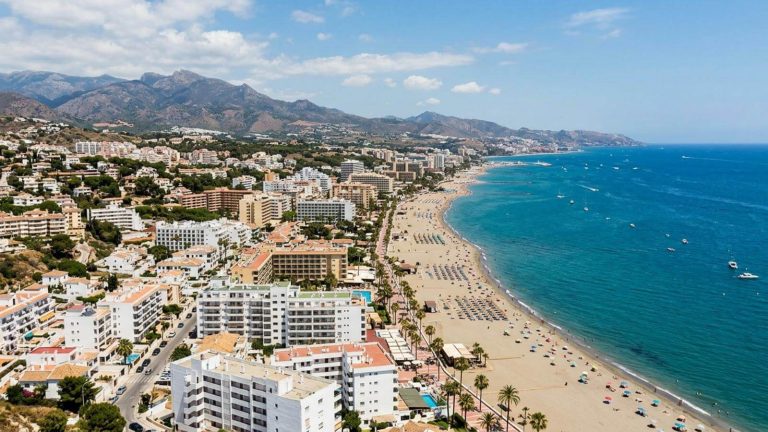 Torremolinos: impresionante hotel 4* con un spa con baño de vapor, sauna y jacuzzi solo para adultos desde 45€ p.p./noche