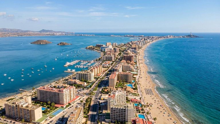 La Manga del Mar Menor: hotel & spa 4* diseñado solo para adultos desde solo 30€ p.p./noche