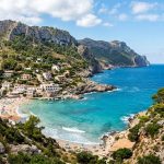 Última hora: hotel 4* entre dos preciosas calas de aguas cristalinas con media pensión desde 68€ p.p./noche